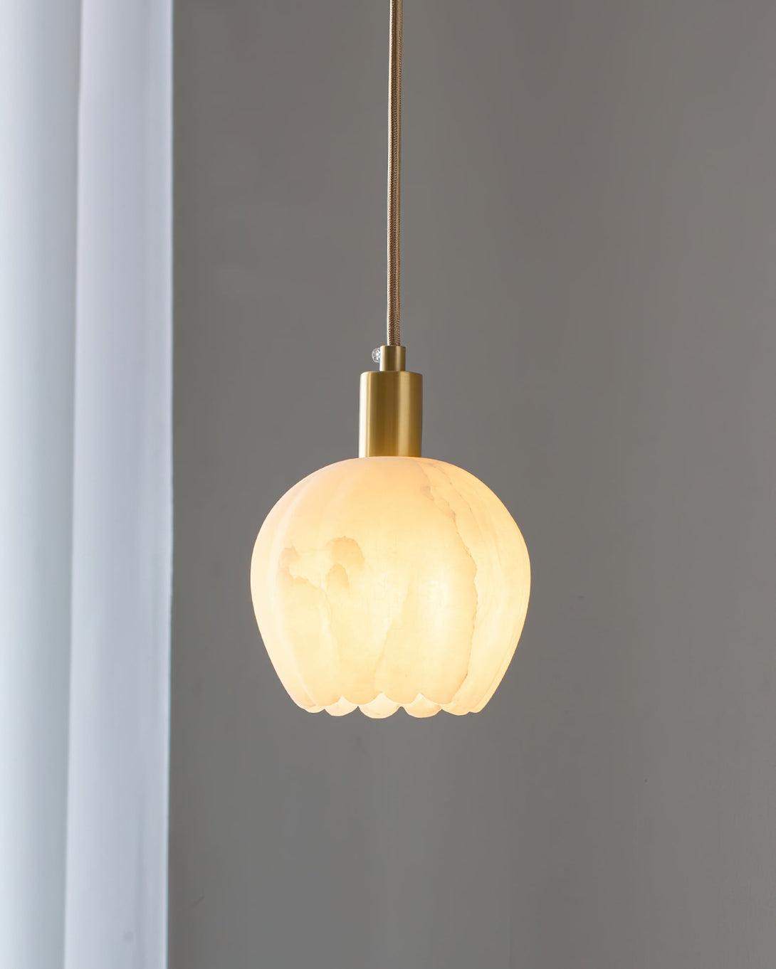 Alabaster Lilin Pendant Light